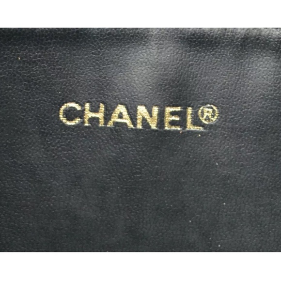 💎LARGE RARE💎CHANEL RARE HOBO LEATHER - Picture 10 of 11